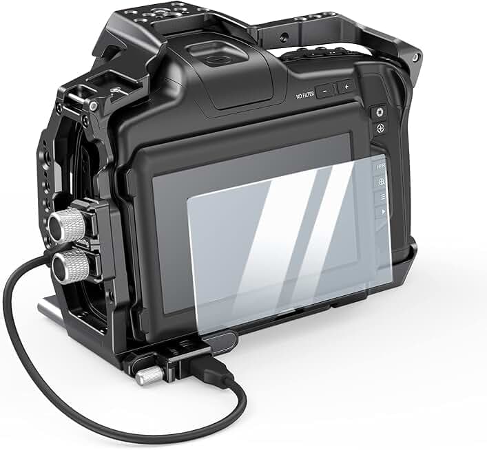 Blackmagic Pocket Cinema Camera 6K Pro Super 35 HDR Sensor (Creator Pack Mark 2)